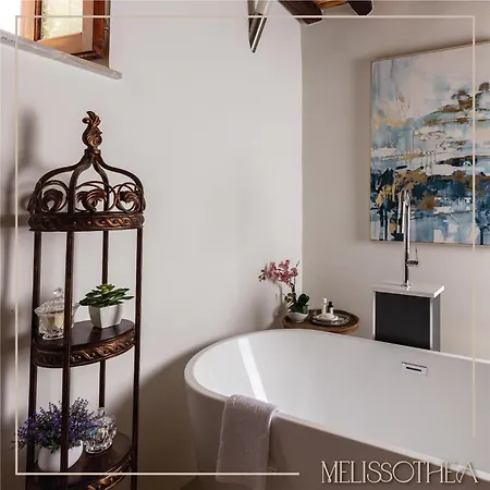Melissothea Stone Mesana