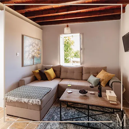 Melissothea Stone Mesana