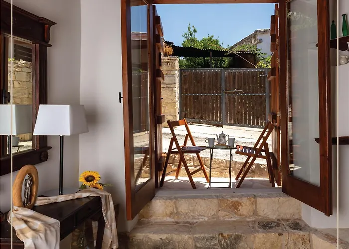 ゲストハウス Melissothea Stone Mesana