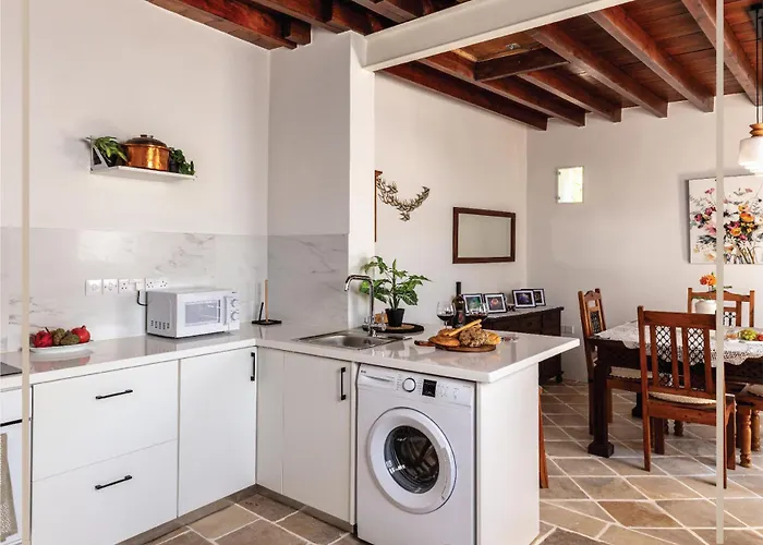 ゲストハウス Melissothea Stone Mesana